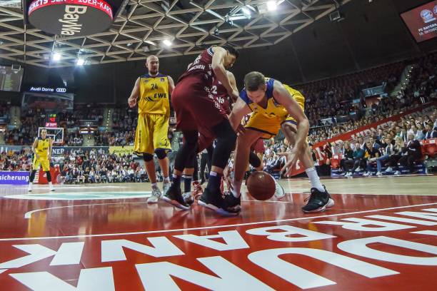 他们通过年 他们通过年