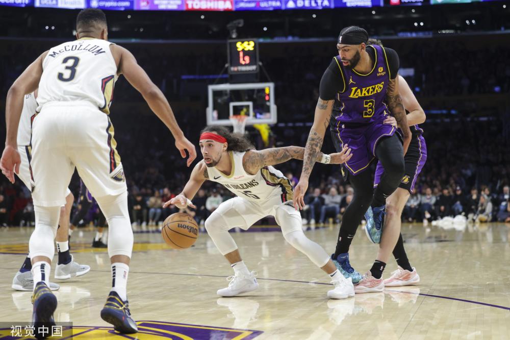 高价引援而 高价引援而