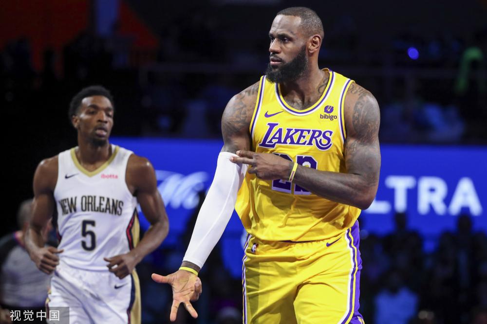 不堪一击 不堪一击