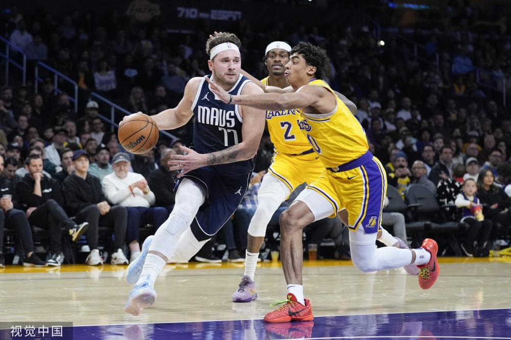 也透露出中 也透露出中