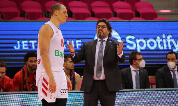 暂时领先 暂时领先