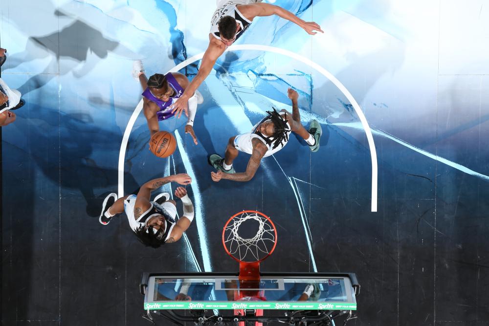 强的防守让 强的防守让